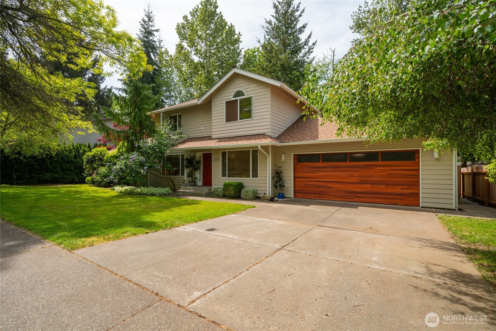 1311 Clearbrook Drive , Bellingham, WA 98229