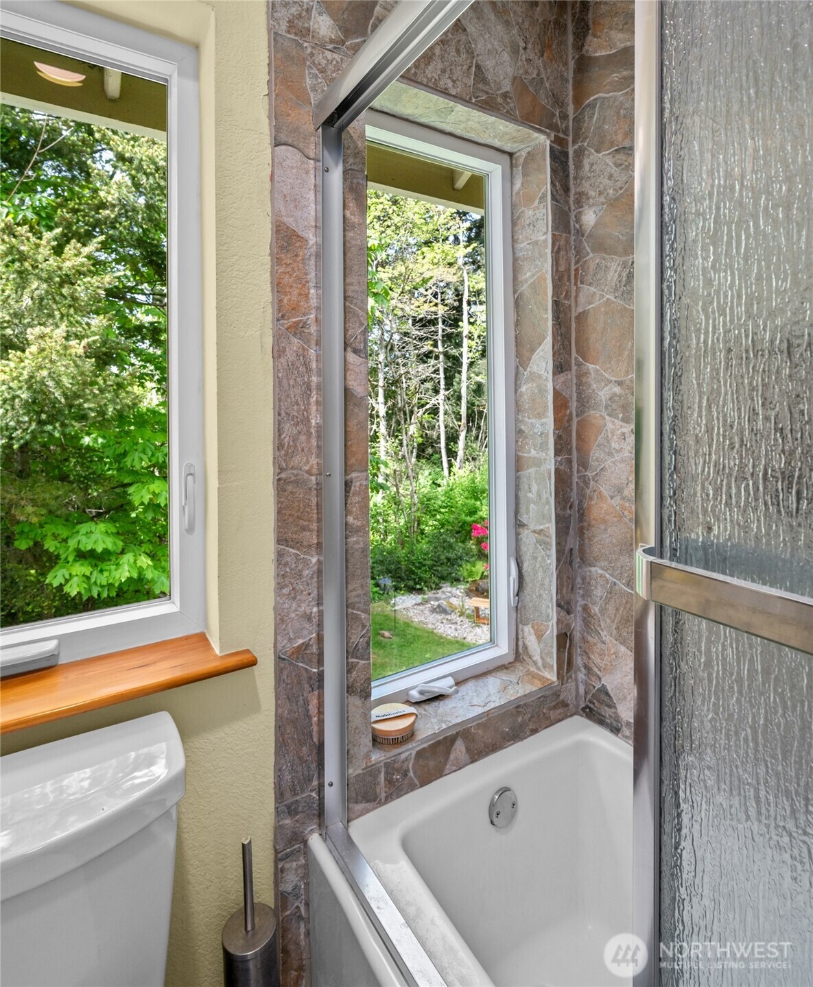1311 Clearbrook Drive , Bellingham, WA 98229