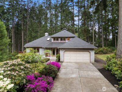 7983 NE Walden Lane , Bainbridge Island, WA 98110 - Photo 24