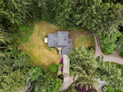 7983 NE Walden Lane , Bainbridge Island, WA 98110 - Photo 25