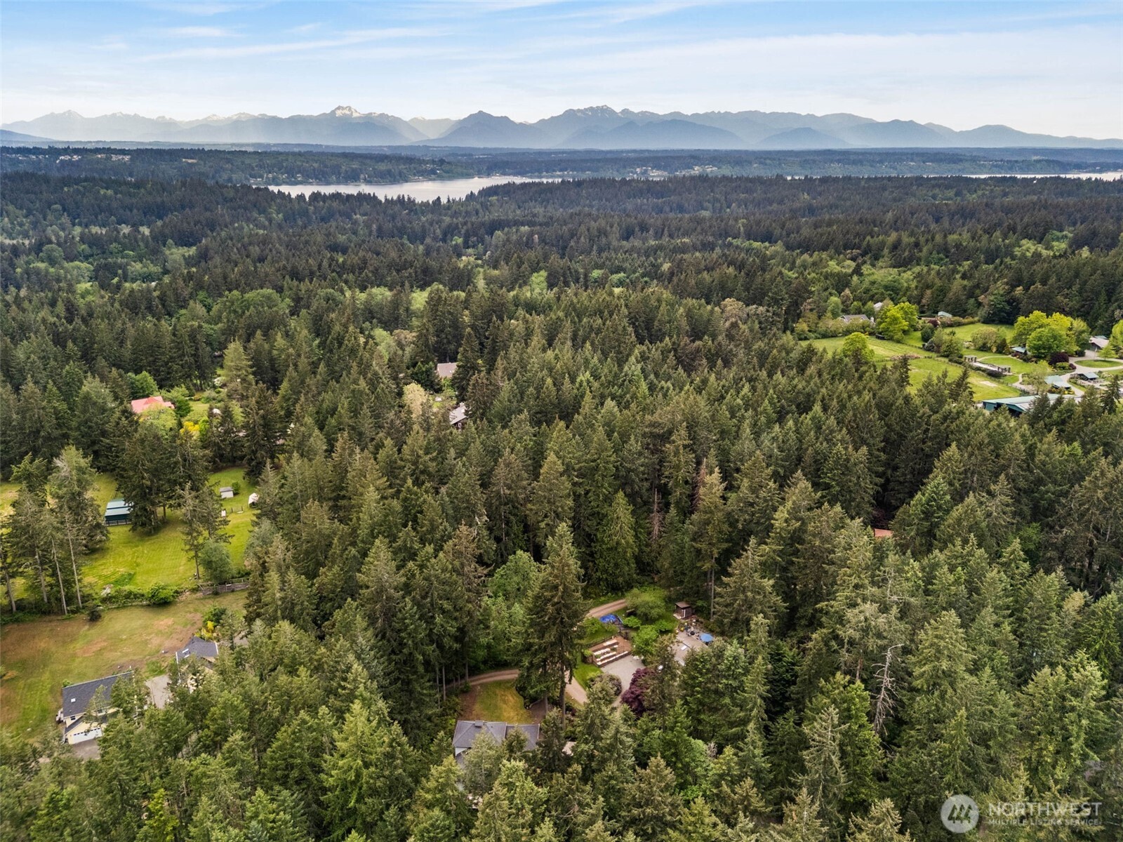 7983 NE Walden Lane , Bainbridge Island, WA 98110