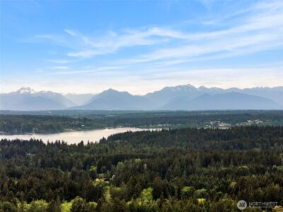 7983 NE Walden Lane , Bainbridge Island, WA 98110 - Photo 29