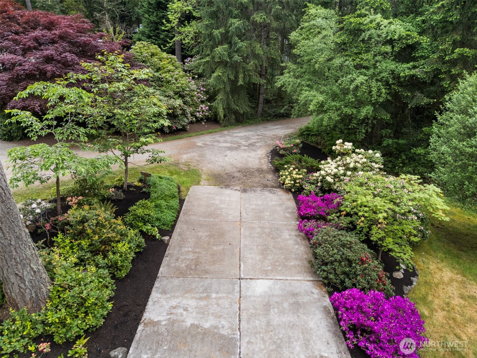 7983 NE Walden Lane , Bainbridge Island, WA 98110