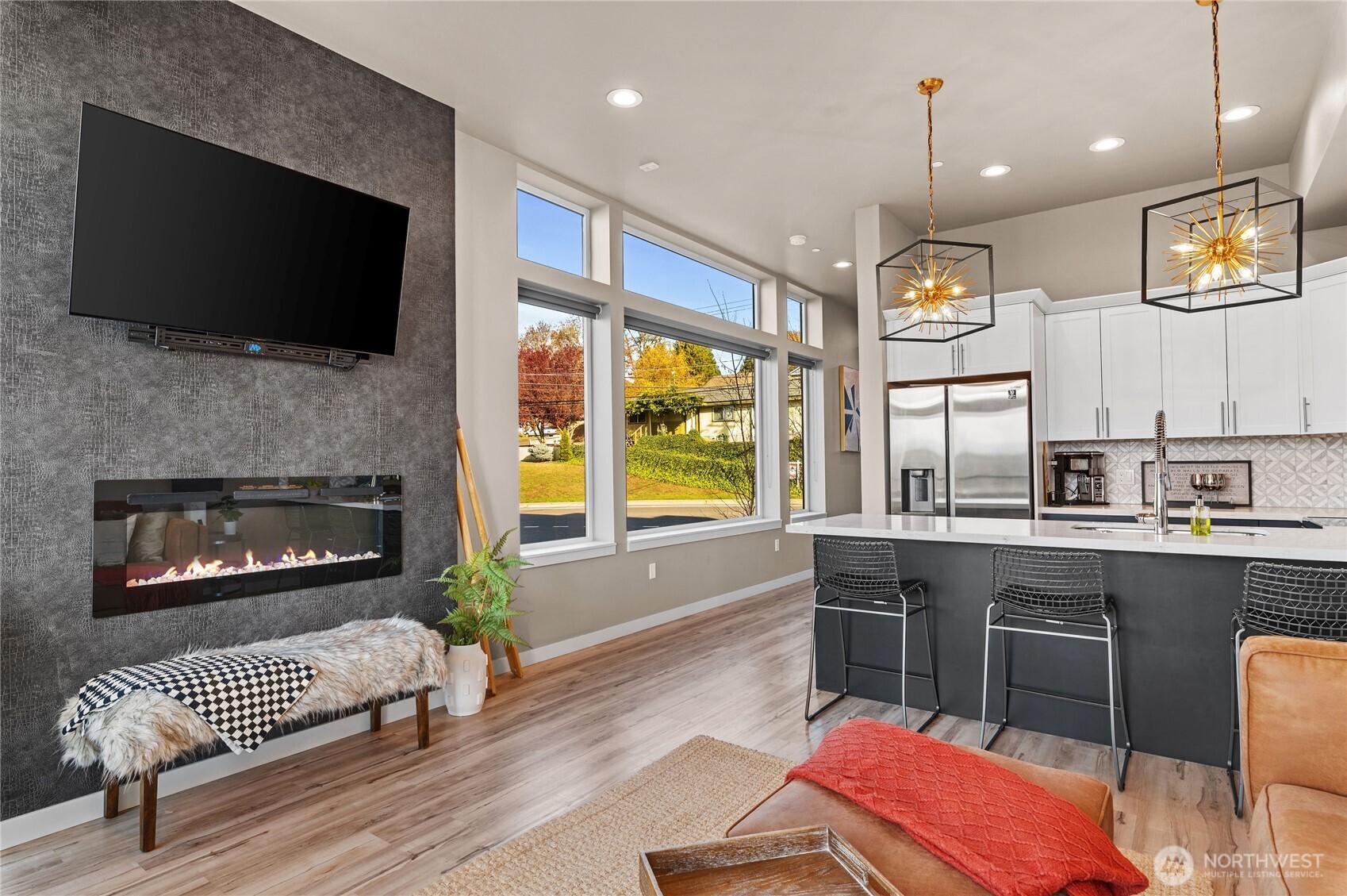 1157 Wheaton Way , Bremerton, WA 98310