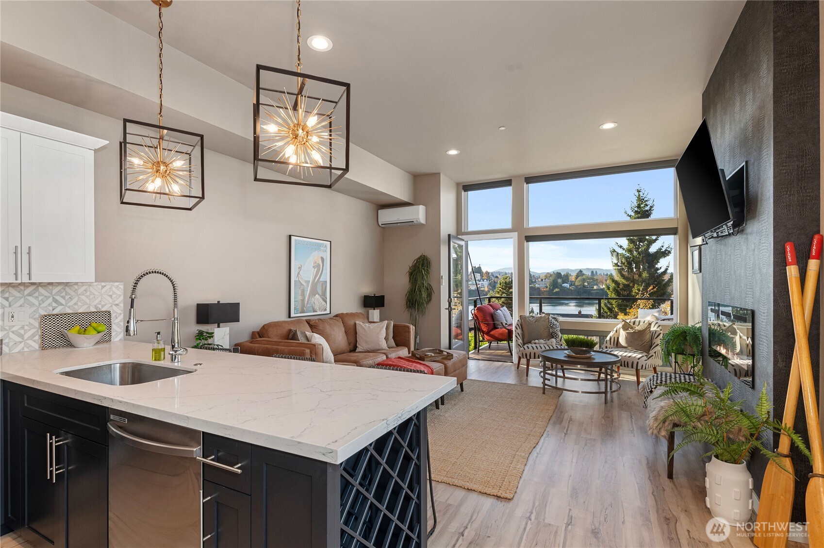 1157 Wheaton Way , Bremerton, WA 98310