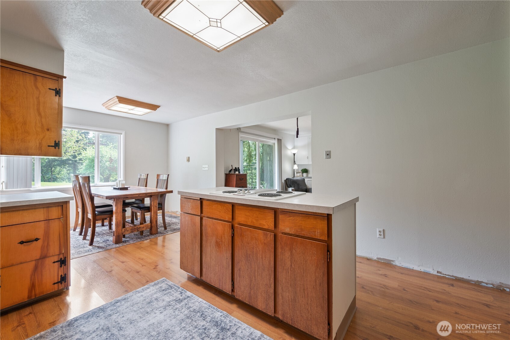 1304 Coal Creek Road , Longview, WA 98632
