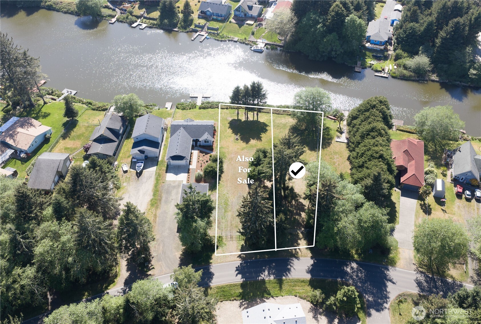 111 Duck Lake Drive NE, Ocean Shores, WA 98569