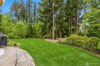 5976 NE Whitmore Way , Bainbridge Island, WA 98110 - Photo 12