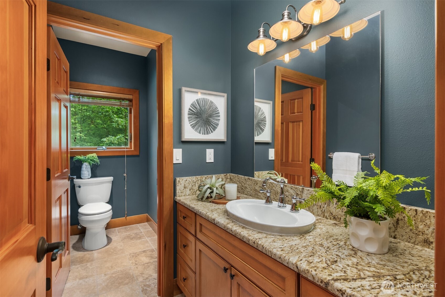 5976 NE Whitmore Way , Bainbridge Island, WA 98110