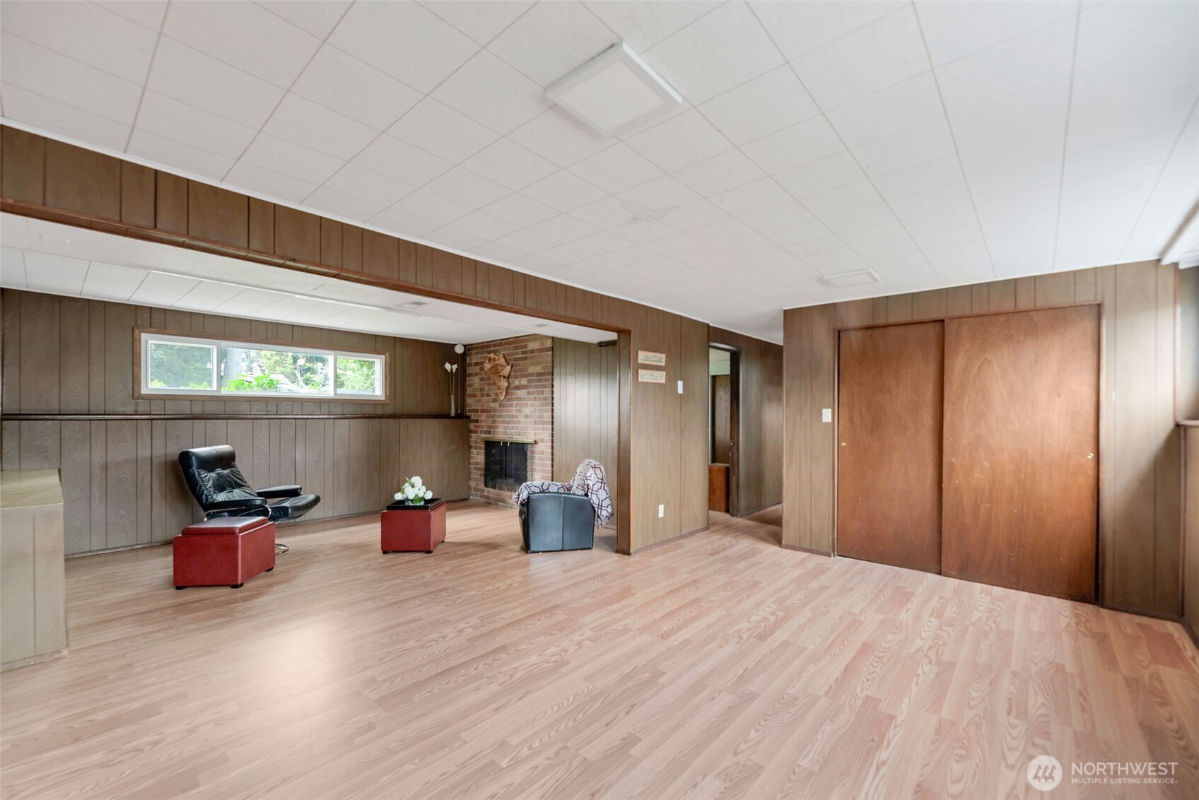 26635 18 Place S, Des Moines, WA 98198-9212