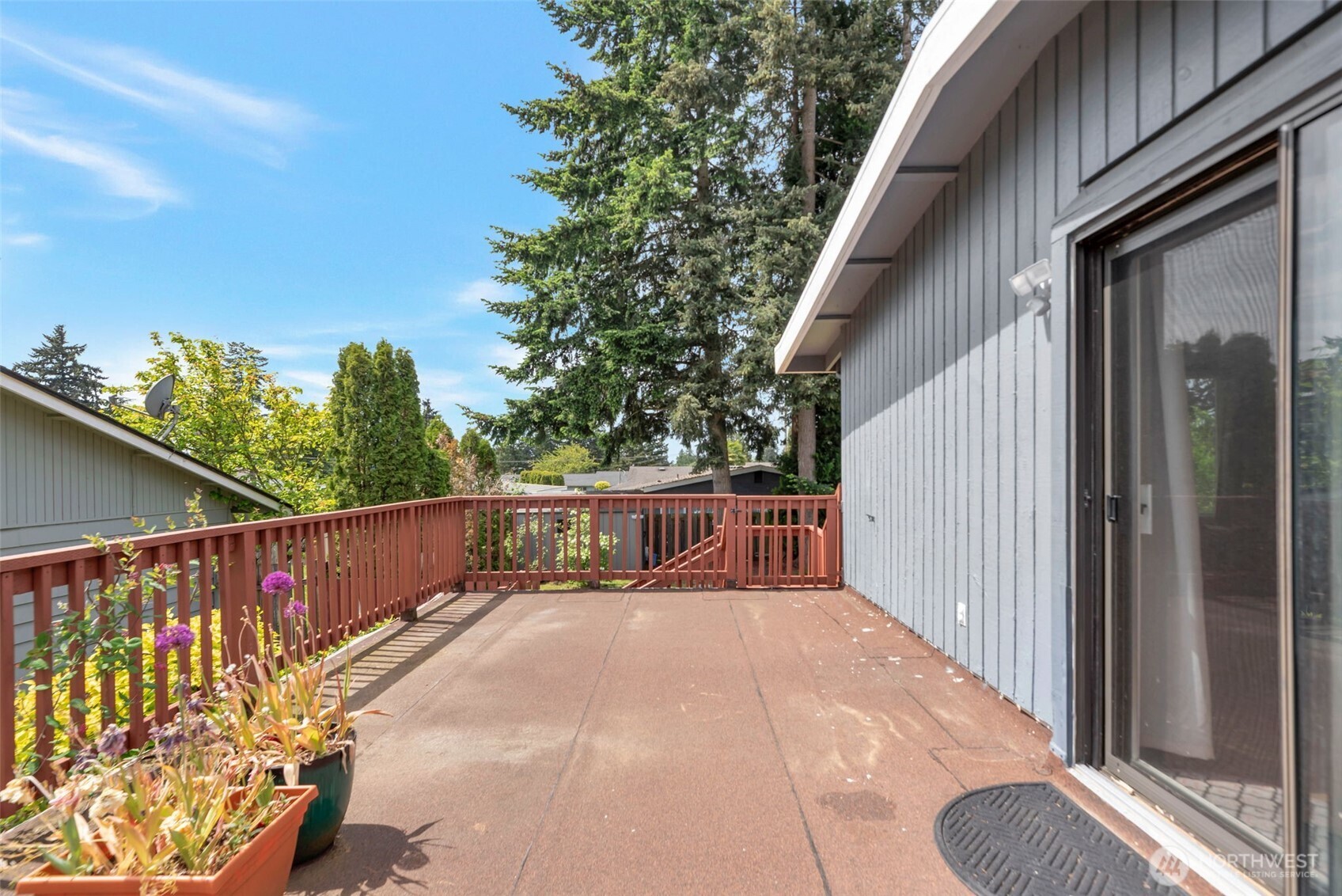 26635 18 Place S, Des Moines, WA 98198-9212