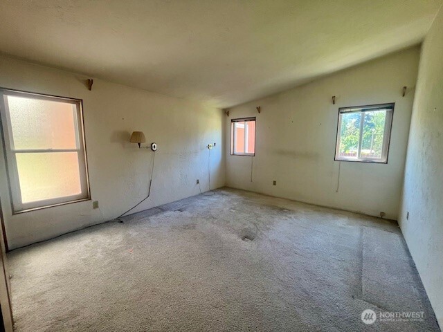 17125 Woodcrest Drive NE, Bothell, WA 98011