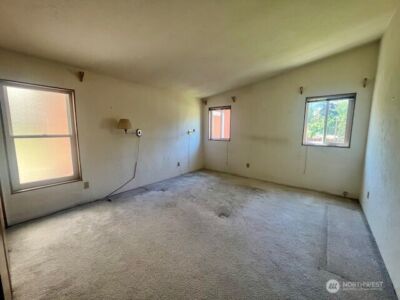 17125 Woodcrest Drive NE, Bothell, WA 98011 - Photo 9