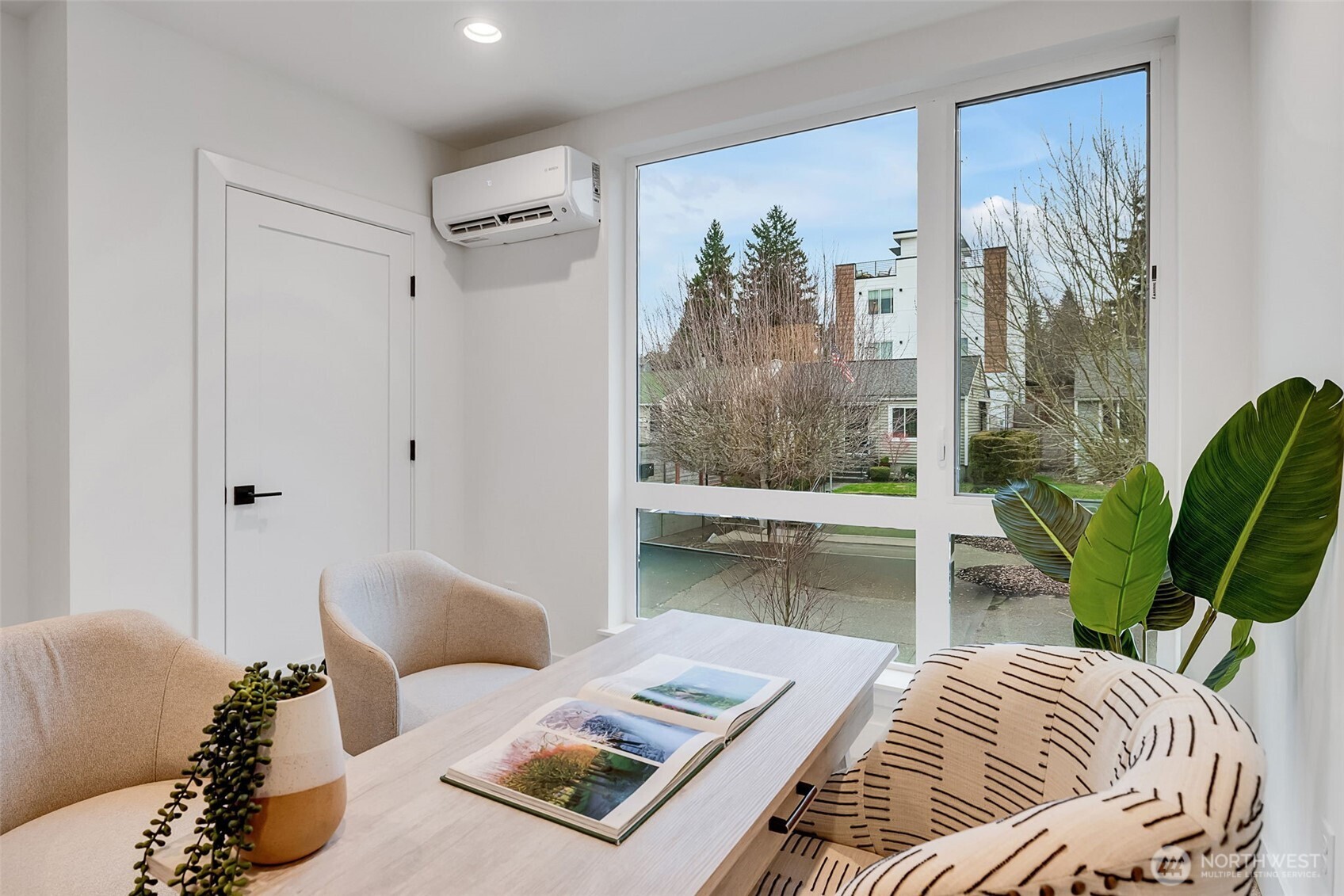 6400 Fauntleroy Way SW, Seattle, WA 98136-1855