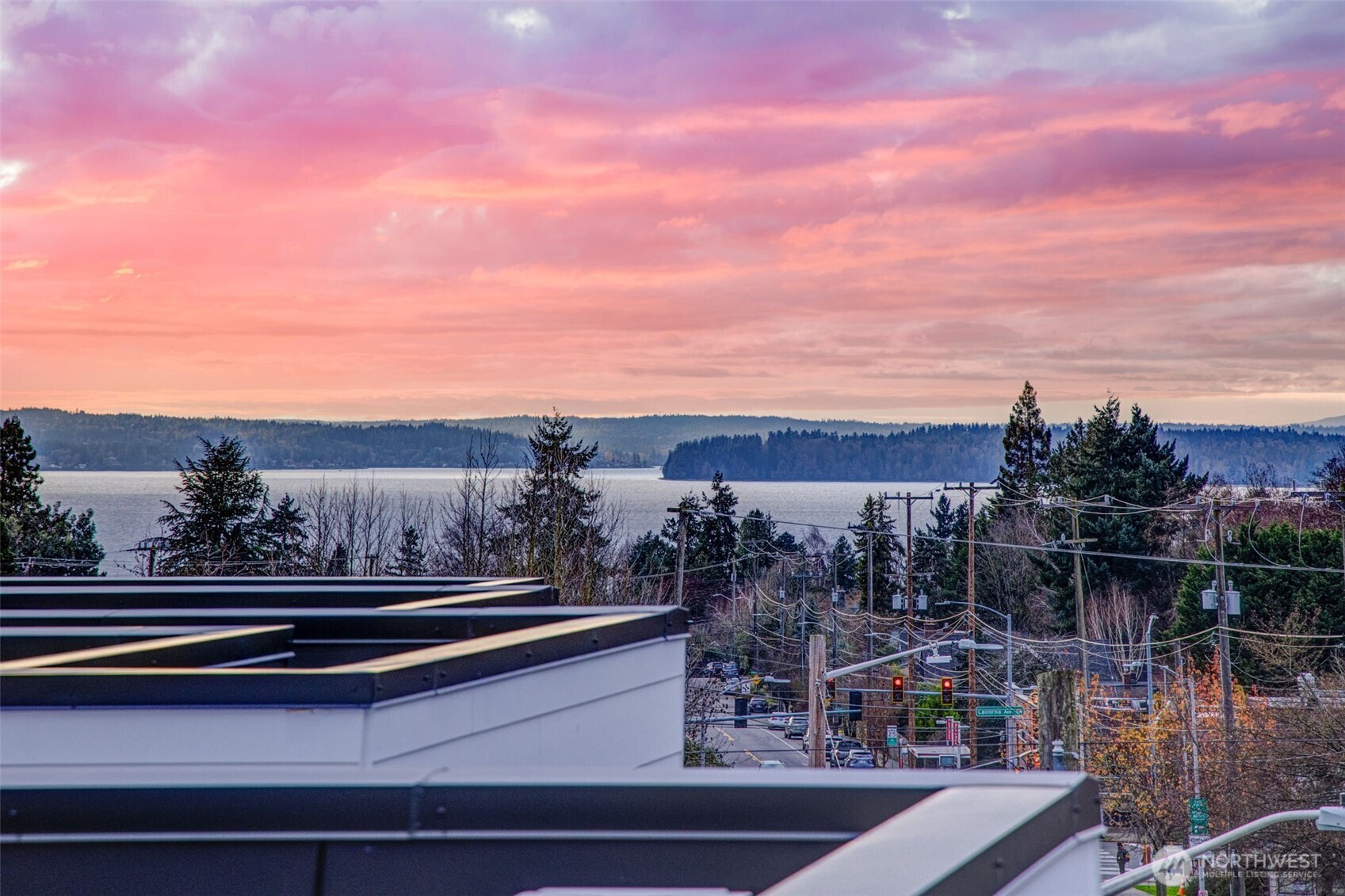 6400 Fauntleroy Way SW, Seattle, WA 98136-1855