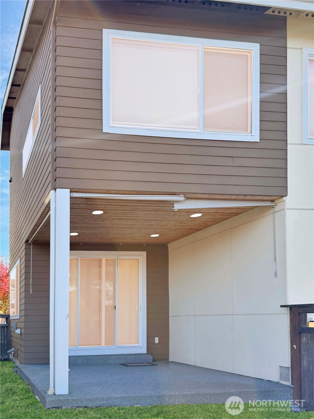 9849 6th Place SW , Seattle, WA 98106