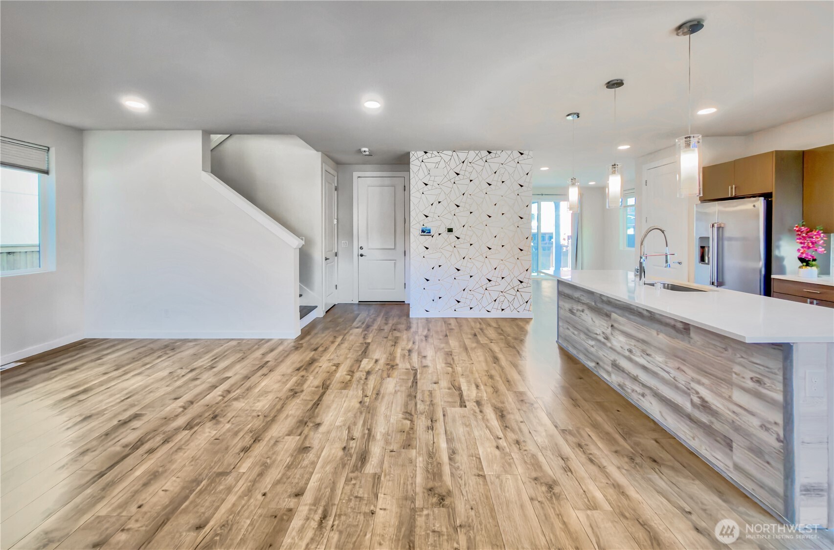 9849 6th Place SW , Seattle, WA 98106
