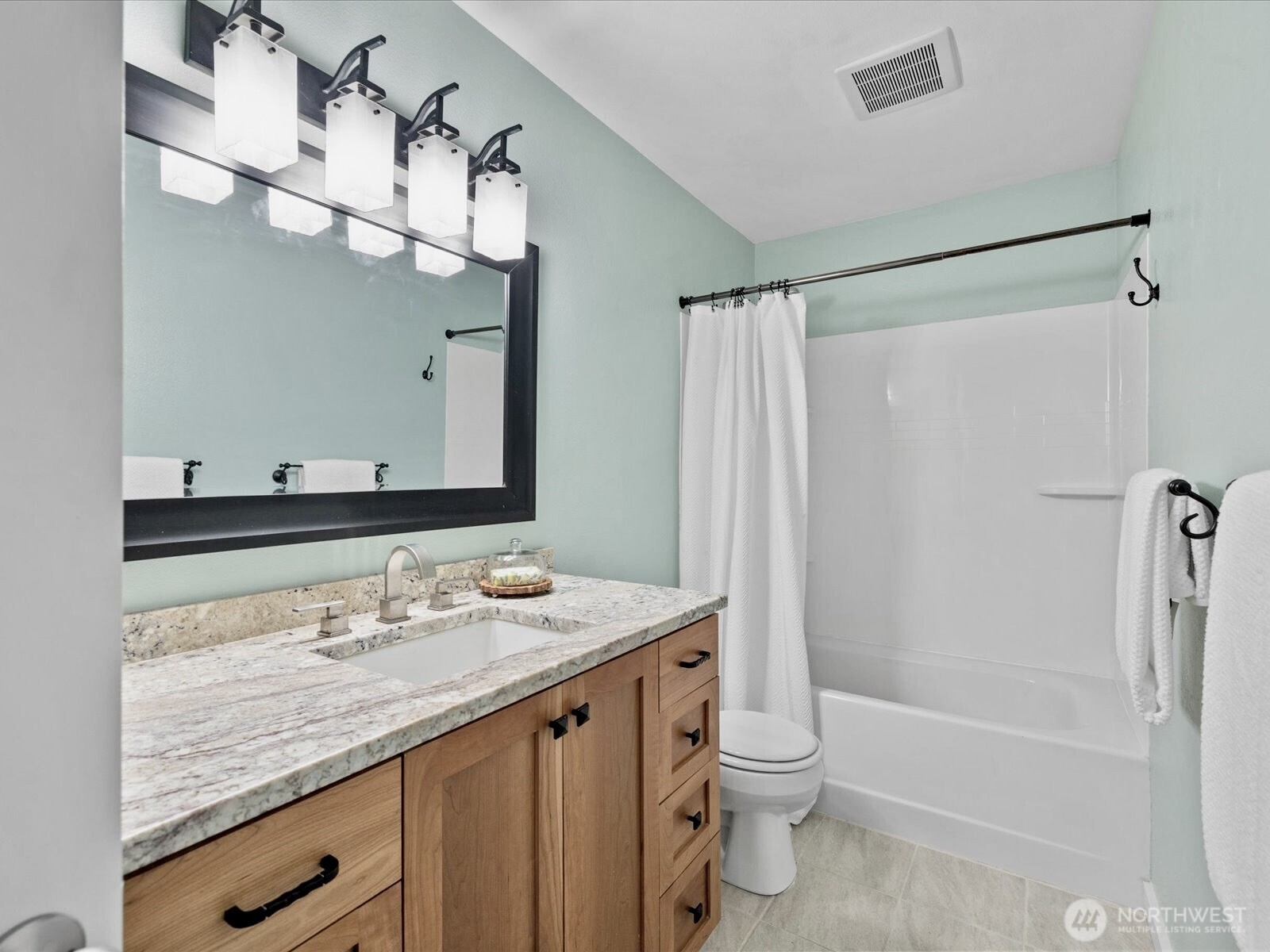 16320 3rd Avenue NE, Duvall, WA 98019