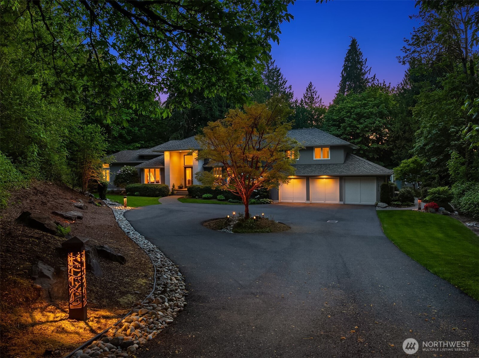 16915 226th Avenue NE, Woodinville, WA 98077