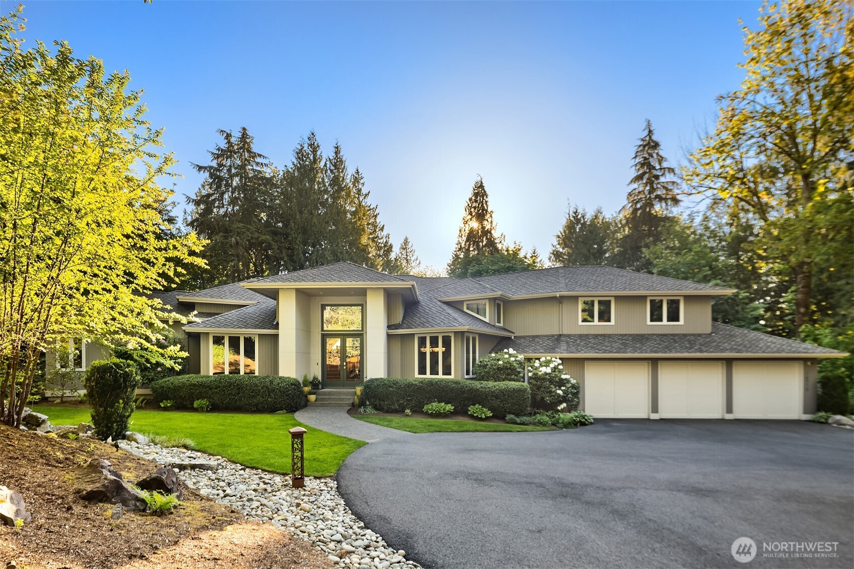 16915 226th Avenue NE, Woodinville, WA 98077