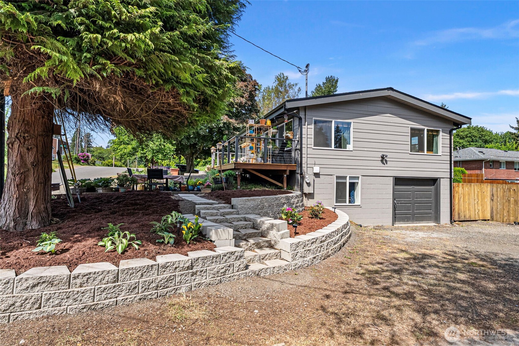 405 South Street , Port Orchard, WA 98366
