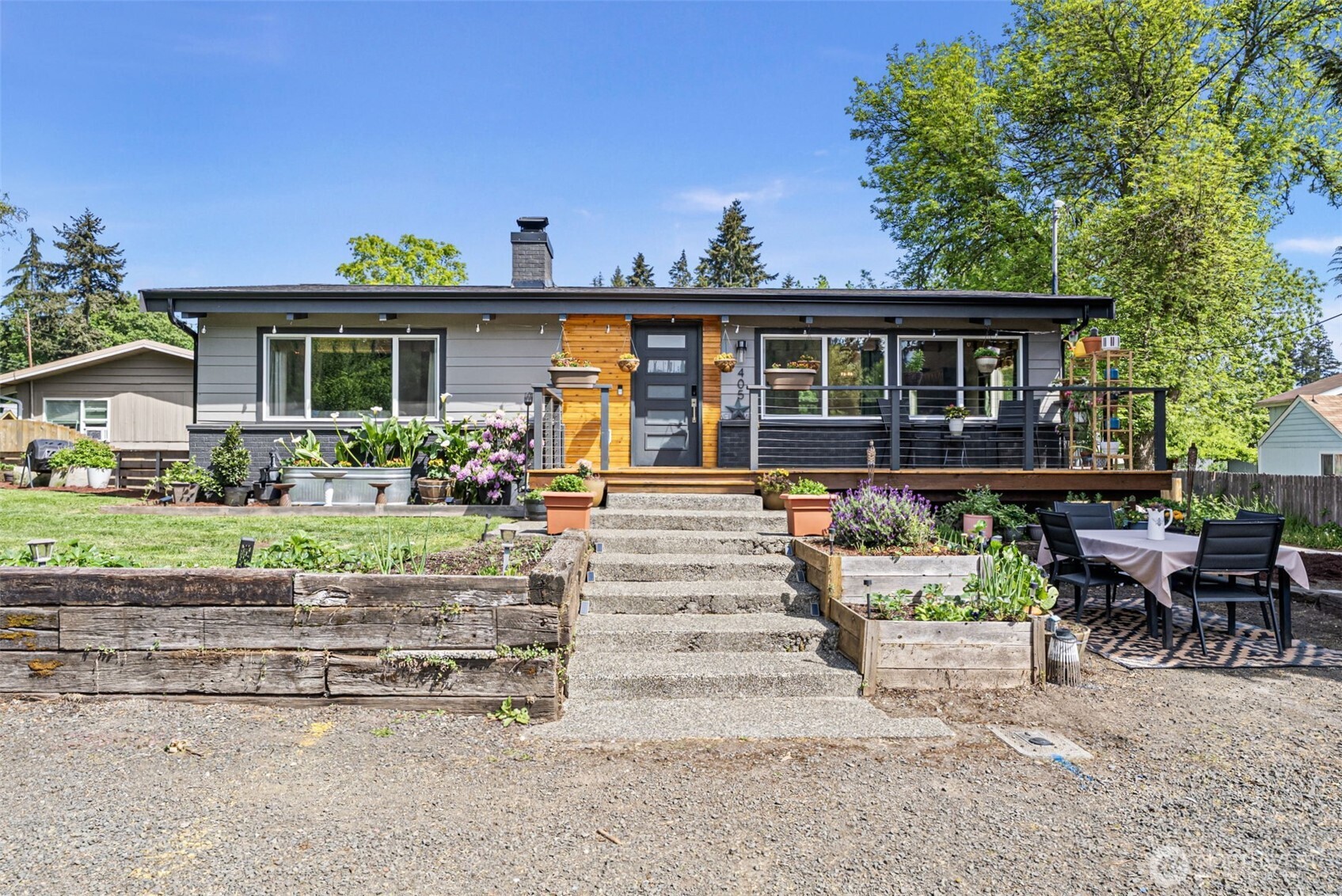 405 South Street , Port Orchard, WA 98366
