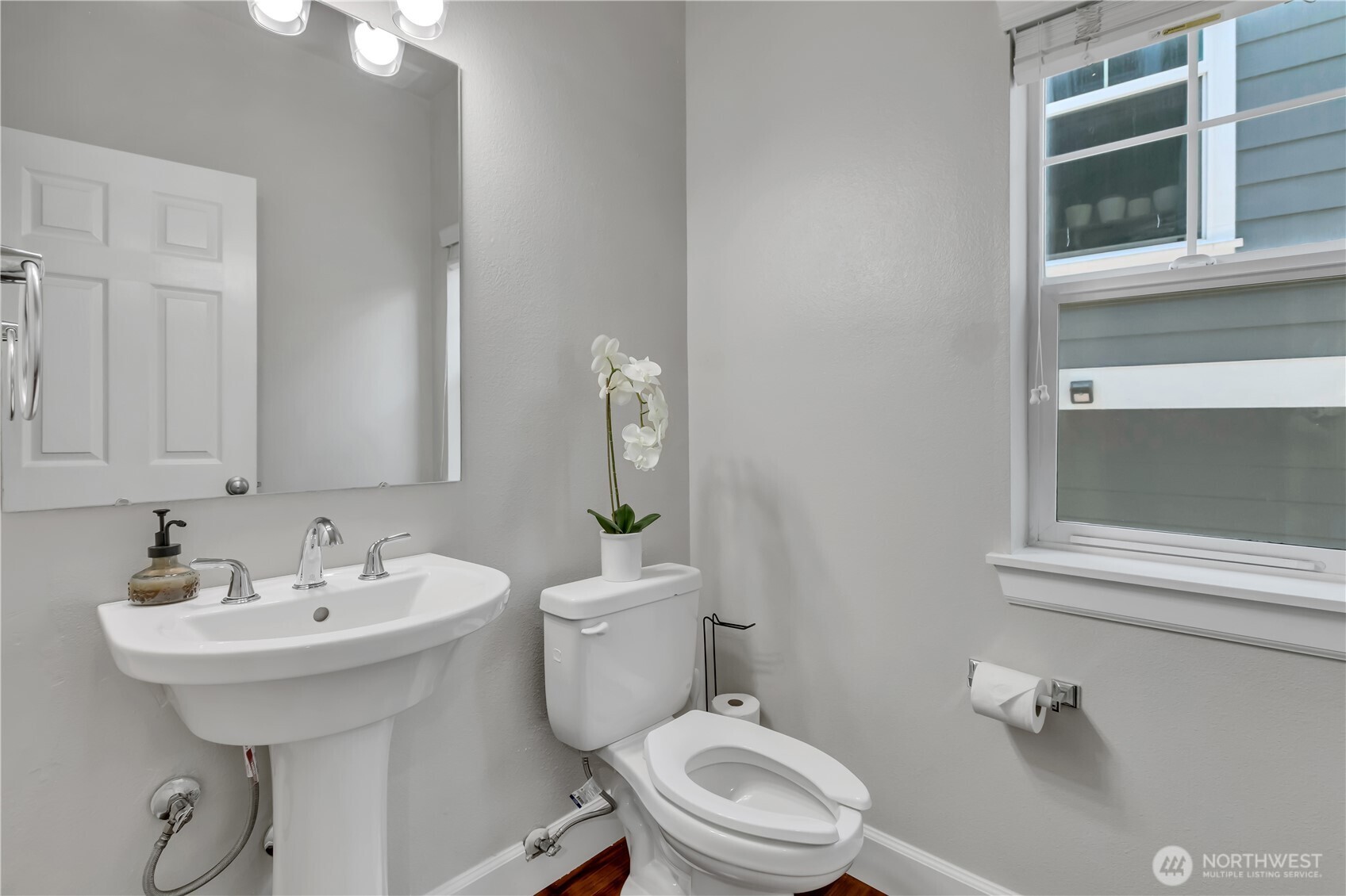 4933 Diana Court SE #17, Auburn, WA 98092