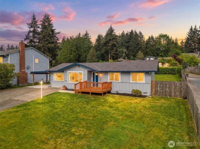 18610 10th Ave NE , Poulsbo, WA 98370