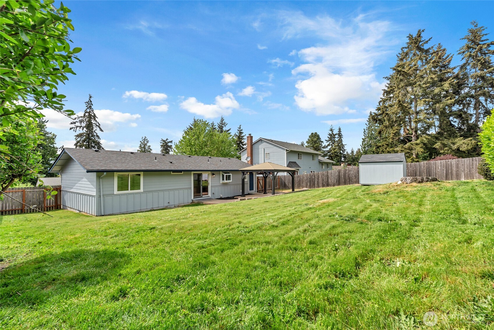 18610 10th Ave NE , Poulsbo, WA 98370