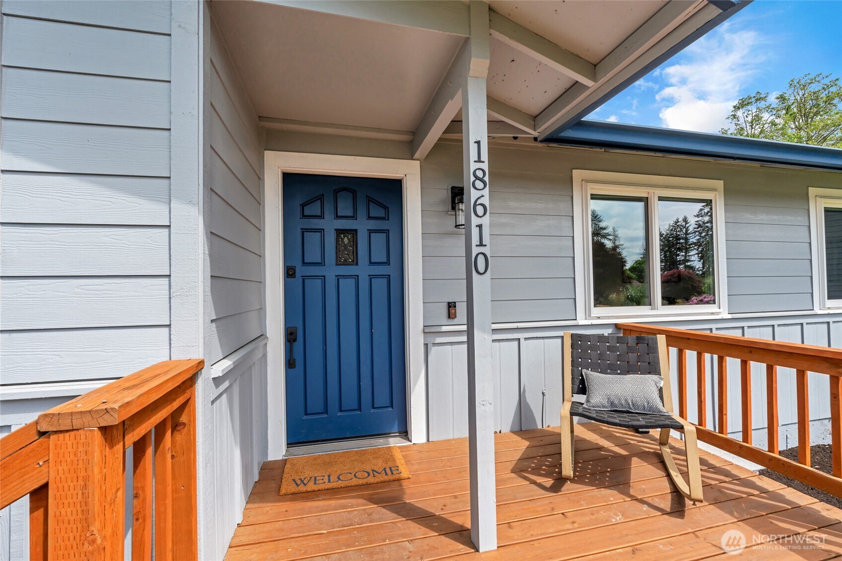 18610 10th Ave NE , Poulsbo, WA 98370
