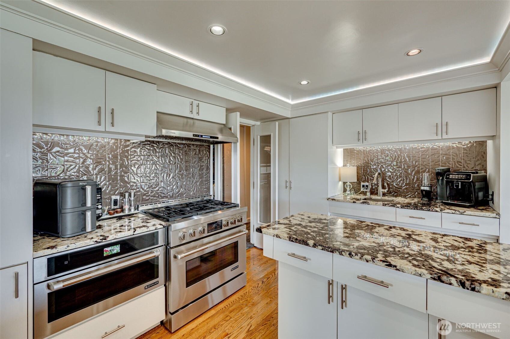 9609 SE Evergreen Highway , Vancouver, WA 98664