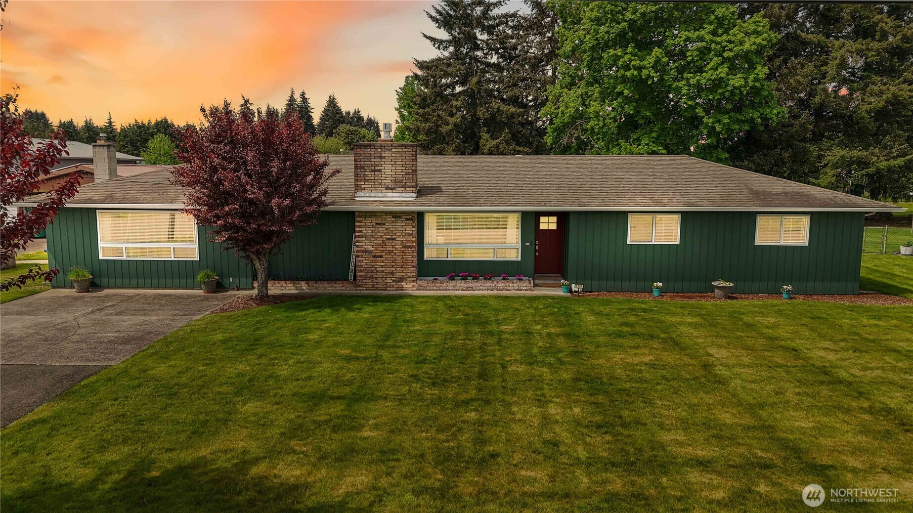 1209 Fieldcrest Avenue , Centralia, WA 98531