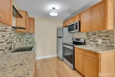 236 S 152nd Street #303, Burien, WA 98148 - Photo 9