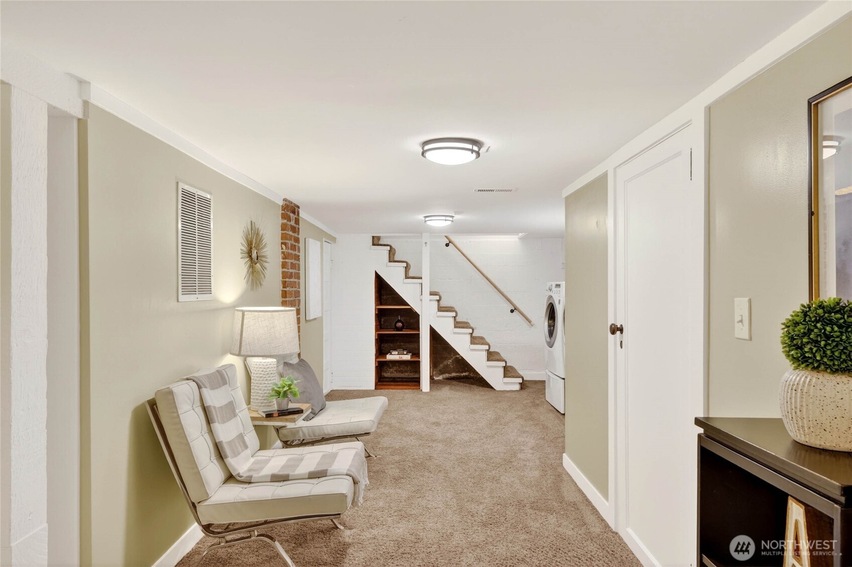 3033 44th Avenue SW, Seattle, WA 98116