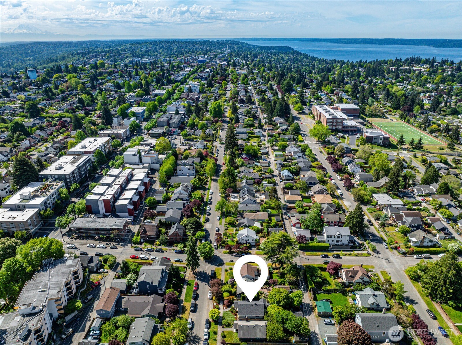 3033 44th Avenue SW, Seattle, WA 98116