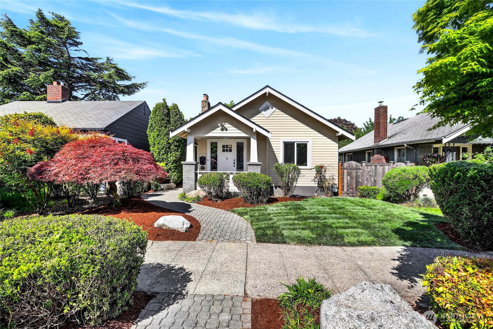 3033 44th Avenue SW, Seattle, WA 98116