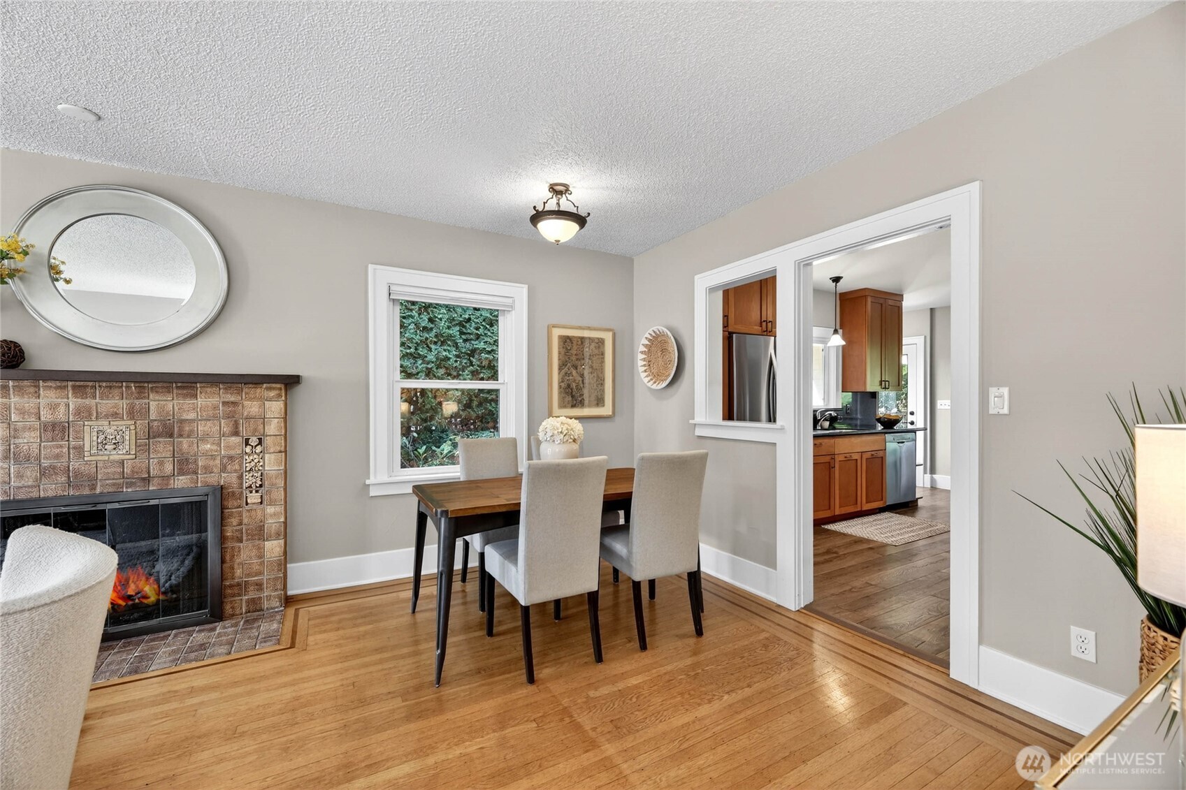 3033 44th Avenue SW, Seattle, WA 98116