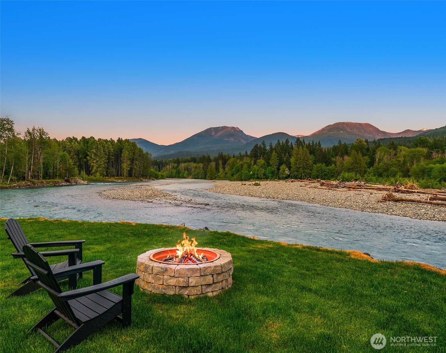 132 Slalom Way , Packwood, WA 98361