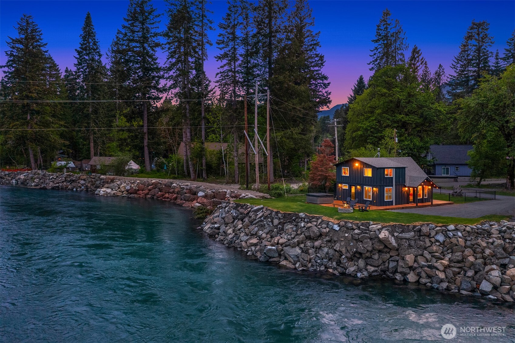 132 Slalom Way , Packwood, WA 98361