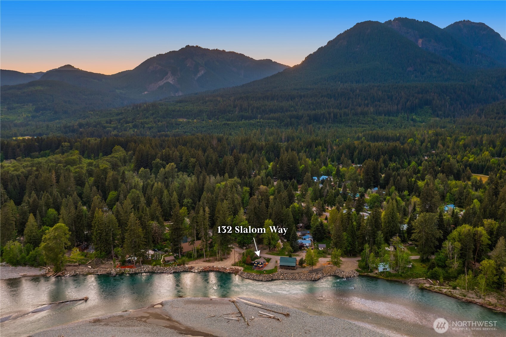 132 Slalom Way , Packwood, WA 98361