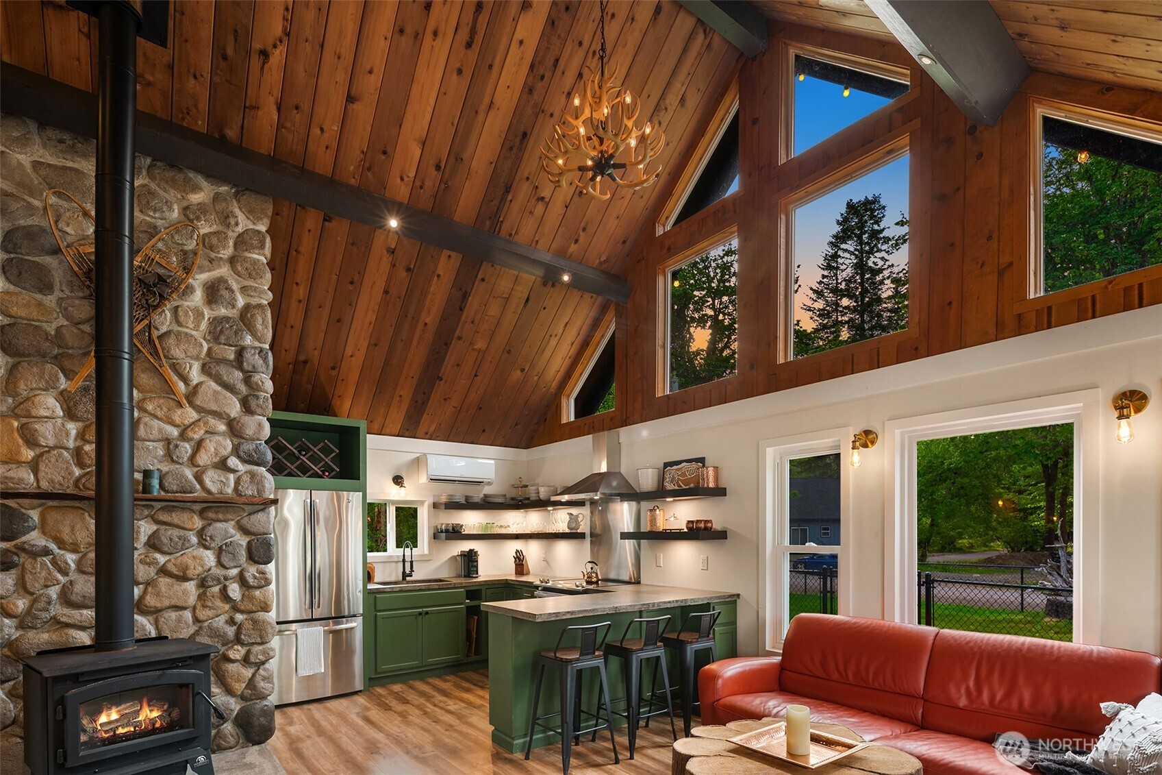132 Slalom Way , Packwood, WA 98361