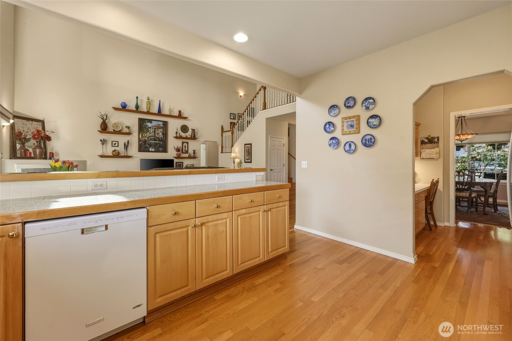 9105 Vancouver Drive NE, Lacey, WA 98516