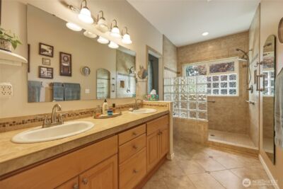 9105 Vancouver Drive NE, Lacey, WA 98516 - Photo 27