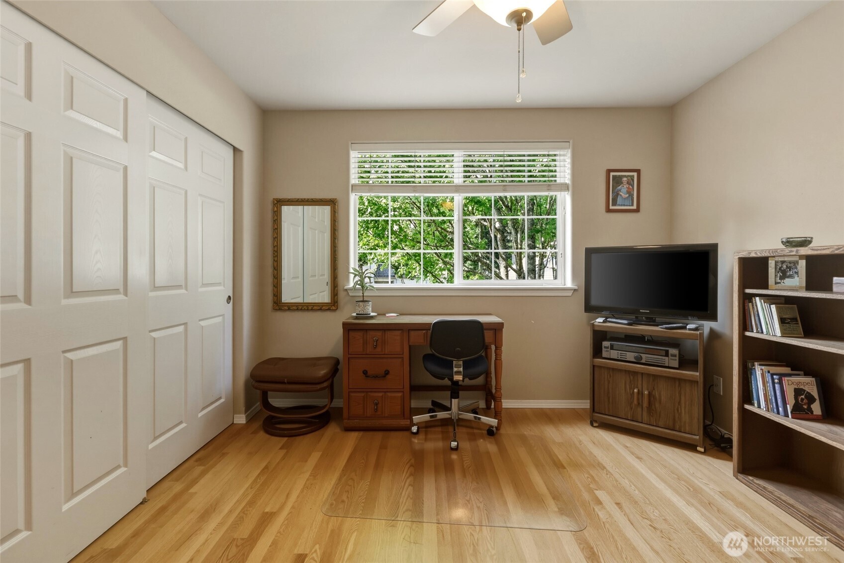 9105 Vancouver Drive NE, Lacey, WA 98516