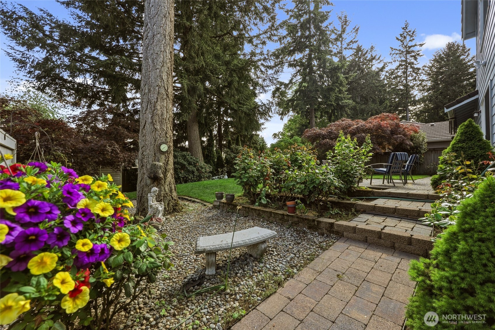 9105 Vancouver Drive NE, Lacey, WA 98516