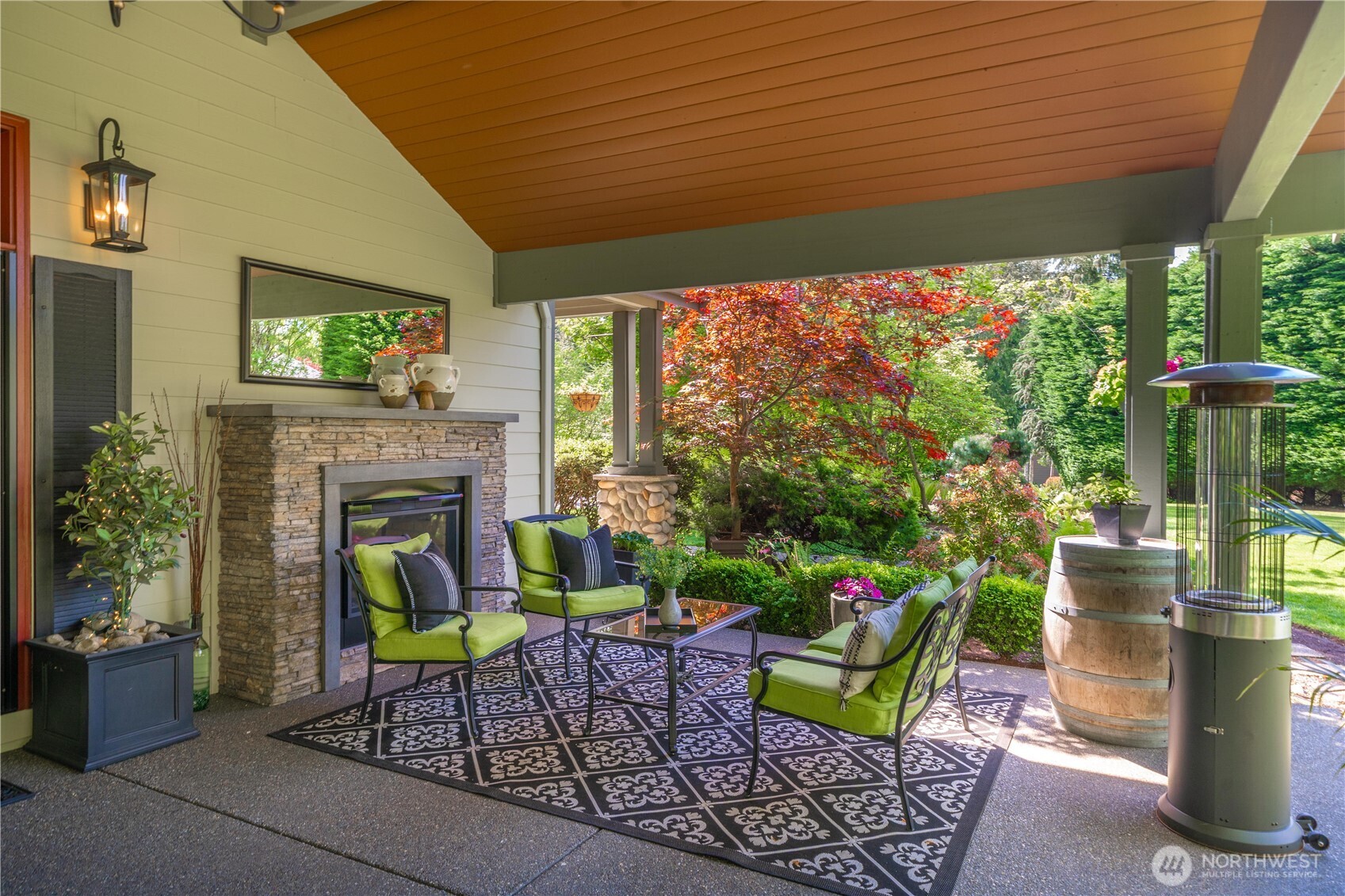 29220 236th Avenue SE, Black Diamond, WA 98010