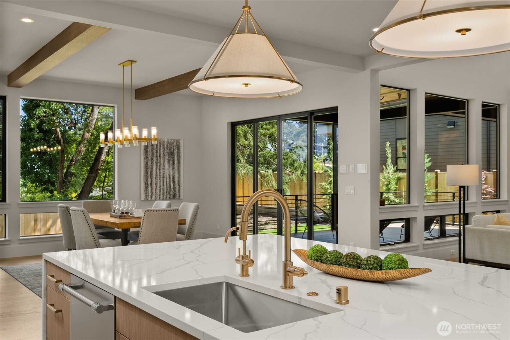 14948 SE 43rd Street , Bellevue, WA 98006