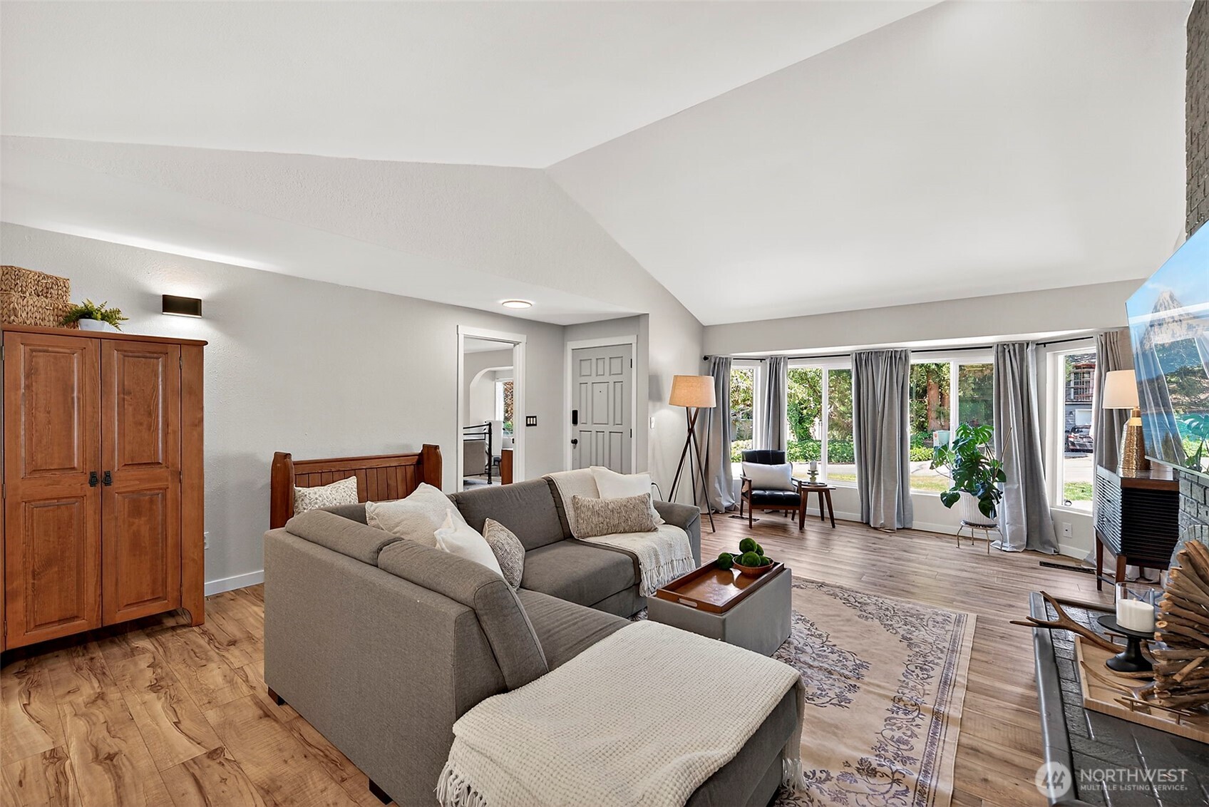 112 Lila Street , Steilacoom, WA 98388