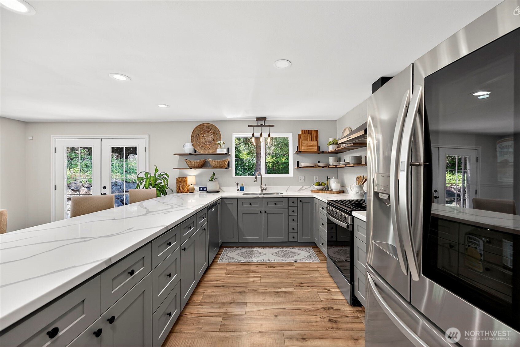 112 Lila Street , Steilacoom, WA 98388