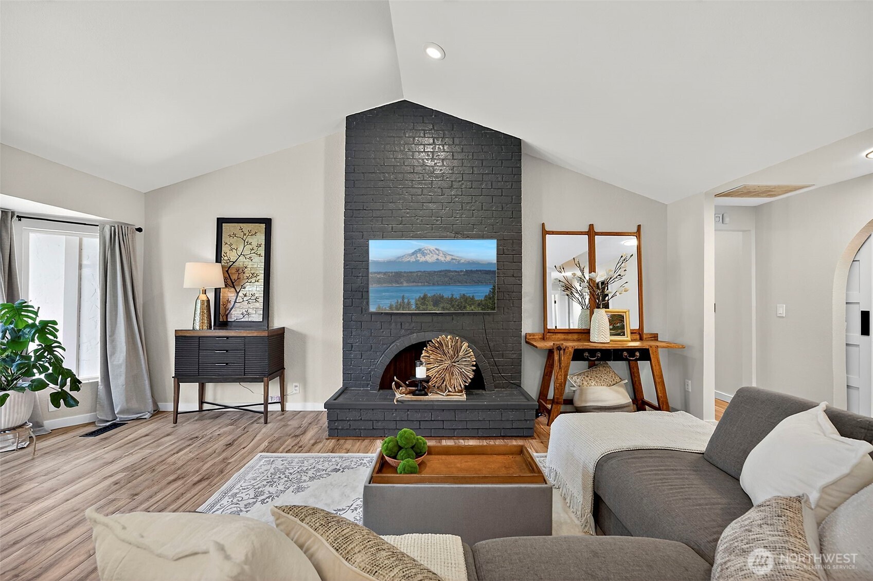 112 Lila Street , Steilacoom, WA 98388